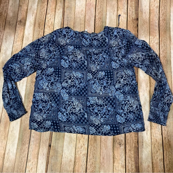Lucky Brand Women’s Top Size Lg Blue White With Paisley Long Sleeves Boho V-Neck - Picture 6 of 11